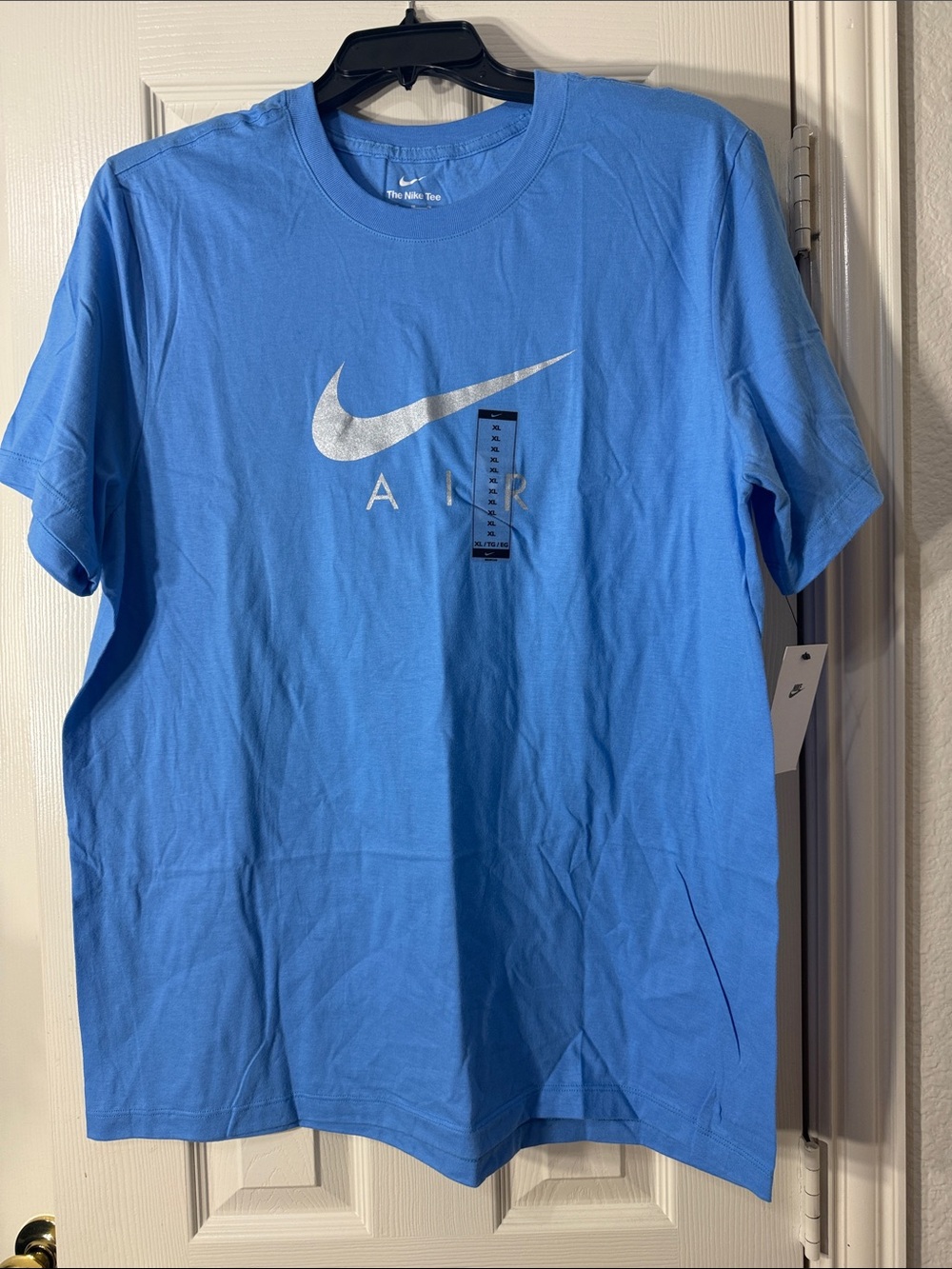 NIKE Air SPTCAS MEN’s Active Shirt - Size XL